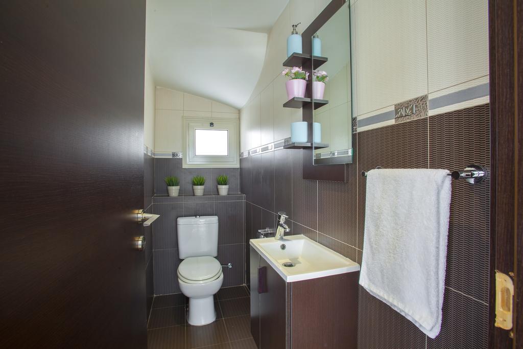פרוטאראס Villa Michelle 2 מראה חיצוני תמונה